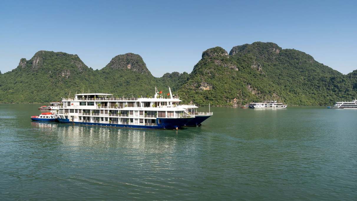 Đăng nhập sớm trong ngày đầu để không lỡ phần quà.